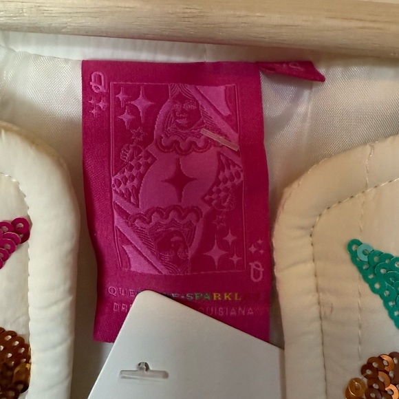 QUEEN OF SPARKLES White Sequin Horse Quilted Jacket NWT Size XS - Picture 3 of 6